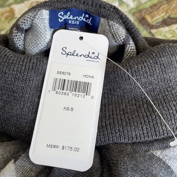 BNWT SPLENDID GREY PONCHO - Picture 6 of 6